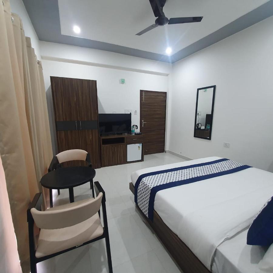 فندق Kds Residency نويدا الكبرى المظهر الخارجي الصورة